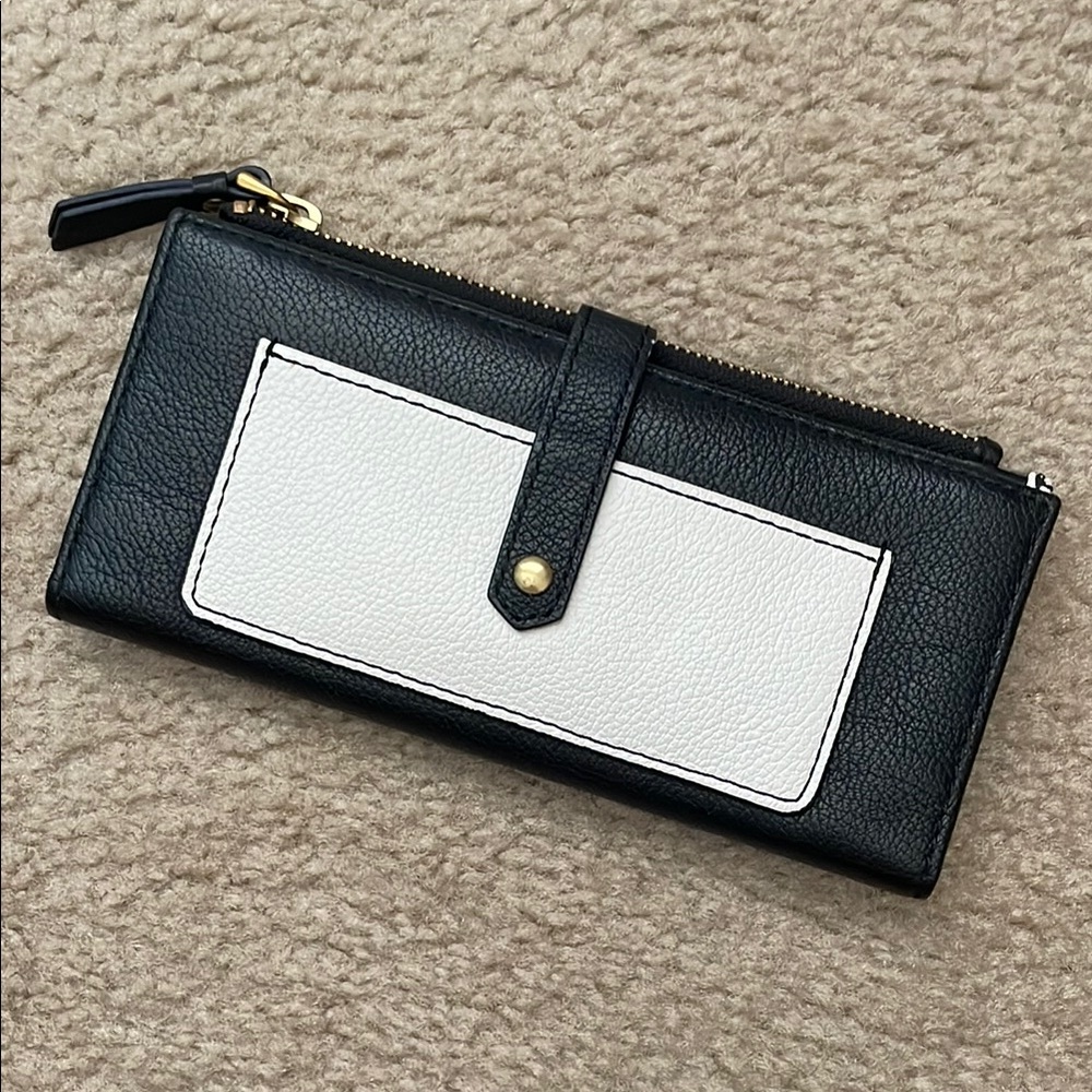 Fossil Black and White Wallet